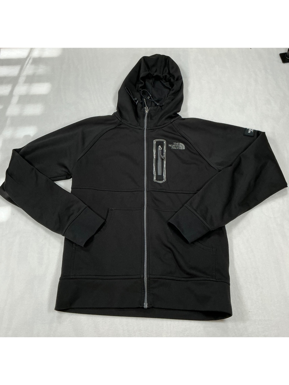 The North Face Men’s Medium Black Full Zip Hooded Soft Shell Jacket